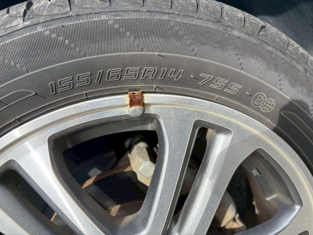 N-BOX G SSパッケージ【禁煙・両側自動スライド・ナビ&Bカメラ】 ◆あんしんパッケージ◆プラズマクラスター搭載エアコン◆運転席シートハイトアジャスター◆【Bluetooth対応純正ナビ・TV・ETC】エンジンプッシュスタート/HID/22年製DLタイヤ/純正14AW(42枚目)