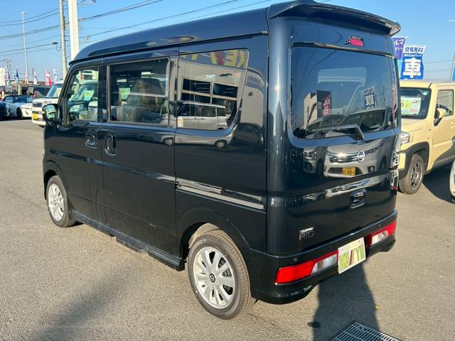 NV100クリッパーリオ Gターボ届出済未使用車・両側自動スライドドア・シートヒーター 走行22km◆両側自動スライドドア◆フルフラットシート◆衝突被害軽減ブレーキ◆車線逸脱警報◆エンジンプッシュスタート◆アイドリングSTOP◆コーナーセンサー◆LEDオートライト◆純正14AW◆USB◆(10枚目)