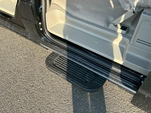 NV100クリッパーリオ Gターボ届出済未使用車・両側自動スライドドア・シートヒーター 走行22km◆両側自動スライドドア◆フルフラットシート◆衝突被害軽減ブレーキ◆車線逸脱警報◆エンジンプッシュスタート◆アイドリングSTOP◆コーナーセンサー◆LEDオートライト◆純正14AW◆USB◆(22枚目)