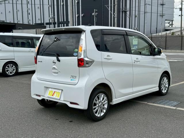 デイズ ハイウェイスターＸ【禁煙・１オーナー・ナビ＆ドラレコ】　◆神奈川仕入◆走行７８，１６９ｋｍ◆【Ｂｌｕｅｔｏｏｔｈ対応純正ＳＤナビ・地デジＴＶ・ＣＤ・ＳＤ録音・Ｂカメラ・ＥＴＣ・ドラレコ】エンジンプッシュスタート／ＨＩＤ＆フォグ／純正１４ＡＷ／アイスト／（8枚目）