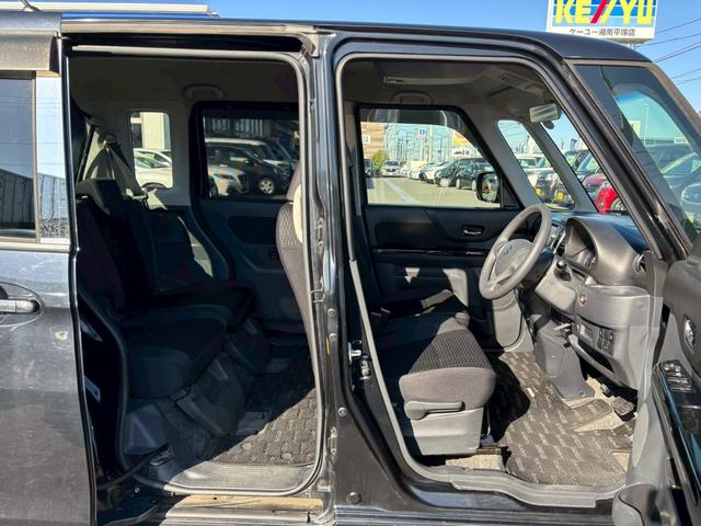 スペーシアカスタム ＸＳスマートフォン連携ナビ装着車【ナビ＆Ｂカメラ＆レーダー】　◆神奈川仕入◆タイミングチェーン◆自動スライドドア◆【Ｂｌｕｅｔｏｏｔｈ対応ナビ・ＴＶ・ＵＳＢ接続・ＡＵＸ・ＳＤ録音・Ｂカメラ】エンジンプッシュスタート／ＬＥＤルームランプ／ＨＩＤライト／純正１４ＡＷ（17枚目）