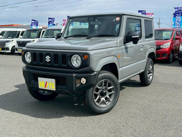 ジムニー ＸＣ【届出済未使用車・４型・５速マニュアル・４ＷＤターボ】　デュアルセンサーブレーキサポート　パーキングセンサー　シートヒーター　クルーズコントロール　ヒルディセントコントロール　ハイビームアシスト　ＬＥＤライト　ライトウォッシャー　純正１６ＡＷ　スマートキー（3枚目）