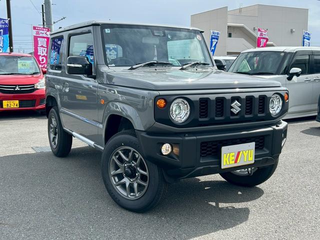 ジムニー ＸＣ【届出済未使用車・４型・５速マニュアル・４ＷＤターボ】　デュアルセンサーブレーキサポート　パーキングセンサー　シートヒーター　クルーズコントロール　ヒルディセントコントロール　ハイビームアシスト　ＬＥＤライト　ライトウォッシャー　純正１６ＡＷ　スマートキー（6枚目）