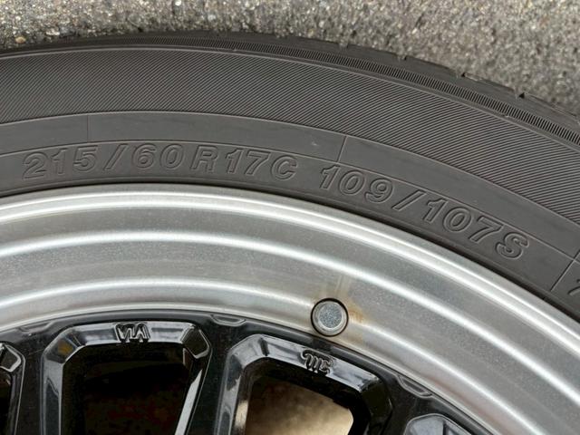 ハイエースバン スーパーＧＬダークプライムＩＩ【１オーナー・軽油ターボ】　◆神奈川仕入◆ＣＲＳカスタム◆ベットキット◆黒革調シートカバー◆スモーク加工◆デジタルインナーミラー◆【アルパイン製１１型ナビ・地デジＴＶ・バックカメラ・ＥＴＣ・ドラレコ・ＨＤＭＩ】社外１７ＡＷ／（52枚目）