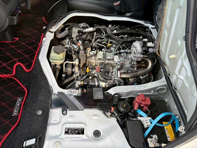 ハイエースバン スーパーＧＬダークプライムＩＩ【１オーナー・軽油ターボ】　◆神奈川仕入◆ＣＲＳカスタム◆ベットキット◆黒革調シートカバー◆スモーク加工◆デジタルインナーミラー◆【アルパイン製１１型ナビ・地デジＴＶ・バックカメラ・ＥＴＣ・ドラレコ・ＨＤＭＩ】社外１７ＡＷ／（53枚目）