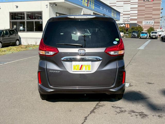 フリード G・ホンダセンシング【禁煙・スタットレス車載・ナビ&Bカメ】 ◆神奈川仕入◆衝突被害軽減ブレーキ◆車線逸脱警報◆両側自動スライド◆【Bluetooth対応純正SDナビ・地デジTV・DVD・SD録音・ETC】レーダークルーズ/社外15AW/アイドリングSTOP/(9枚目)