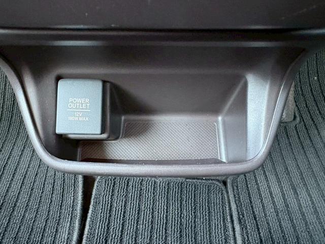 フリード G・ホンダセンシング【禁煙・スタットレス車載・ナビ&Bカメ】 ◆神奈川仕入◆衝突被害軽減ブレーキ◆車線逸脱警報◆両側自動スライド◆【Bluetooth対応純正SDナビ・地デジTV・DVD・SD録音・ETC】レーダークルーズ/社外15AW/アイドリングSTOP/(39枚目)