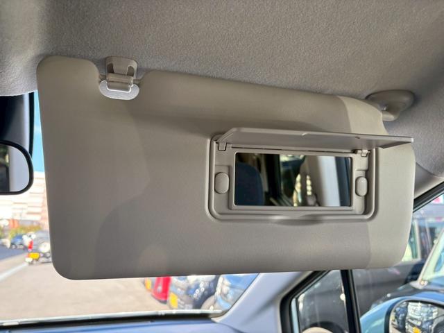 フリード e:HEVエアー EX登録済未使用車 マルチビューカメラ 純正11.4インチナビ ETC2.0 BSI・後退出庫サポート アダプティブドライビングビーム 両側電動スライドドア シートヒーター レザー調コンビシート リアクーラー パーキングセンサー 専用アルミ(41枚目)