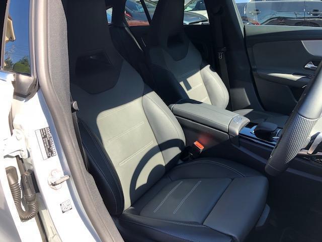 CLA200dシュティングブレAMGレザエクスクルP 認定中古車/マルチビームLEDヘッドライト/AMGレザーエクスクルーシブパッケージ/AMGライン/パノラミックスラィディングルーフ/レーダーセーフティパッケージ/ナビゲーションパッケージ/メモリー付き(23枚目)