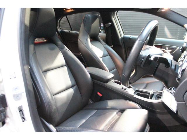 ＧＬＡクラス ＧＬＡ２２０　４マチック　レーダーセーフティパッケージ　プレミアムパッケージ　メモリー付フルパワーシート　アンビエントライト　ｈａｒｍａｎ／ｋａｒｄｏｎロジック７サラウンドサウンドシステム　パノラミックスライディングルーフ　本（5枚目）