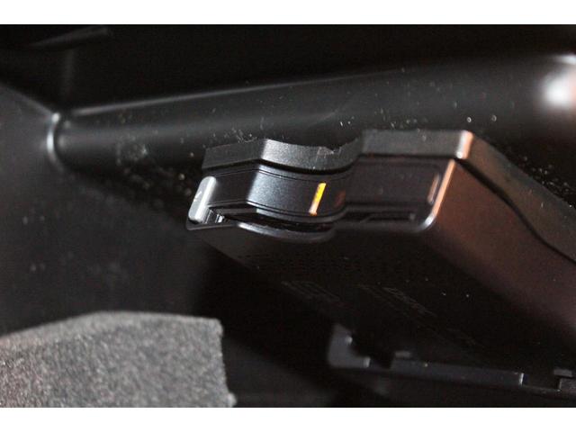 ＧＬＡクラス ＧＬＡ２２０　４マチック　レーダーセーフティパッケージ　プレミアムパッケージ　メモリー付フルパワーシート　アンビエントライト　ｈａｒｍａｎ／ｋａｒｄｏｎロジック７サラウンドサウンドシステム　パノラミックスライディングルーフ　本（23枚目）