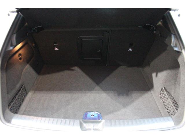 ＧＬＡクラス ＧＬＡ２２０　４マチック　レーダーセーフティパッケージ　プレミアムパッケージ　メモリー付フルパワーシート　アンビエントライト　ｈａｒｍａｎ／ｋａｒｄｏｎロジック７サラウンドサウンドシステム　パノラミックスライディングルーフ　本（25枚目）