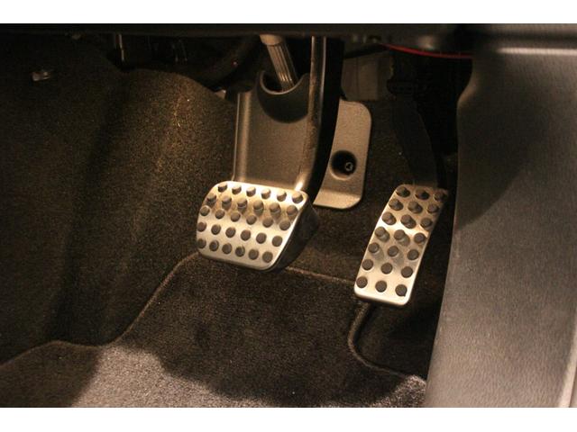 Ｂクラス Ｂ１８０　ＡＭＧレザーエクスクルーシブパッケージ　ＡＭＧラインパッケージ／本革シート／メモリー付きパワーシート／シートヒーター／マルチビームＬＥＤヘッドライト／フットトランクオープナー／１８インチＡＭＧアルミホイール／アンビエントライト／ＥＴＣ（30枚目）