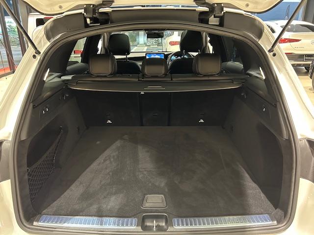 ＧＬＣ ＧＬＣ３００　４マチック　ＡＭＧライン　認定中古車保証２年　ＡＭＧライン　パノラミックスライディングルーフ　レーダーセーフティーパッケージ　３６０°カメラシステム　アンビエントライト６４色　キーレスゴー　シートヒーター　ＥＣＯスタートストッ（10枚目）