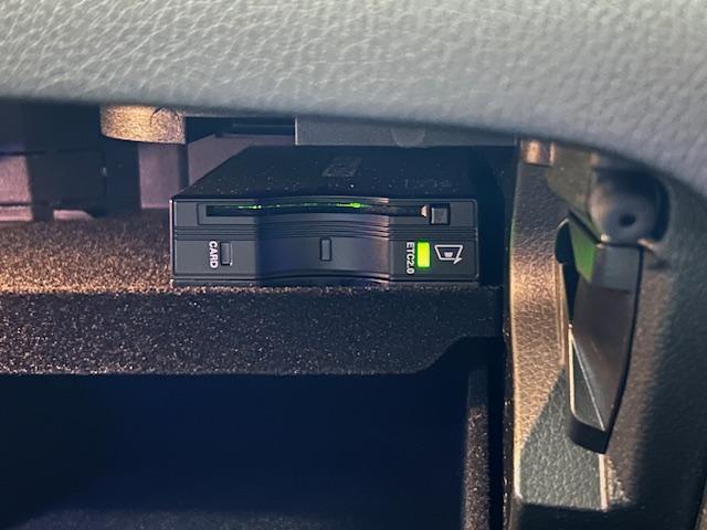 ＧＬＣ ＧＬＣ３００　４マチック　ＡＭＧライン　認定中古車保証２年　ＡＭＧライン　パノラミックスライディングルーフ　レーダーセーフティーパッケージ　３６０°カメラシステム　アンビエントライト６４色　キーレスゴー　シートヒーター　ＥＣＯスタートストッ（34枚目）