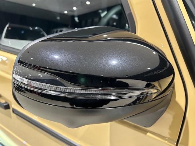 Ｇクラス Ｇ４００ｄ　ＡＭＧライン　Ｐｒｏｆｅｓｓｉｏｎａｌ　Ｅｄｉｔｉｏｎ　ナッパレザーシート　プロフェッショナルルーフラック／ラダー／タイヤホルダー　ブルメスターサラウンドシステム　ナイトパッケージ　シートヒーター　シートベンチレー（10枚目）