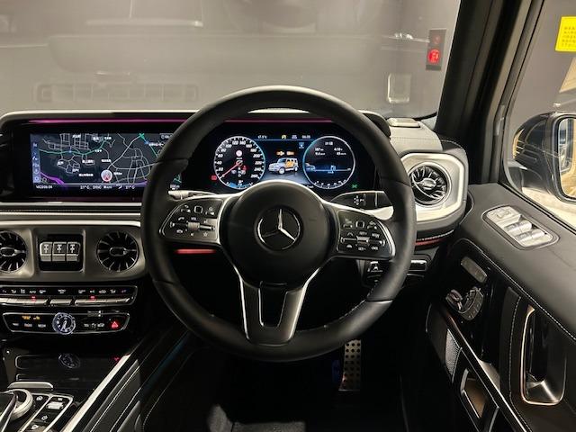 Ｇクラス Ｇ４００ｄ　ＡＭＧライン　Ｐｒｏｆｅｓｓｉｏｎａｌ　Ｅｄｉｔｉｏｎ　ナッパレザーシート　プロフェッショナルルーフラック／ラダー／タイヤホルダー　ブルメスターサラウンドシステム　ナイトパッケージ　シートヒーター　シートベンチレー（16枚目）
