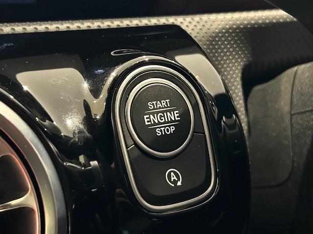 Ａクラス Ａ１８０　ＡＭＧラインパッケージ　弊社デモカーアップ　認定中古車保証２年　ＡＭＧラインパッケージ　ナビゲーションパッケージ　レーダーセーフティーパッケージ　リアビューカメラ　デジタルコックピットディスプレイ　キーレスゴー（25枚目）