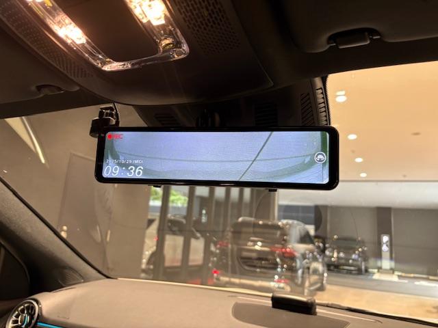 ＧＬＡクラス ＧＬＡ２００ｄ　４マチック　ＡＭＧラインパッケージ　認定中古車保証２年　ＡＭＧラインパッケージ　レーダーセーフティーパッケージ　３６０°カメラシステム　アンビエントライト　シートヒーター　メモリー付きパワーシート　キーレスゴー　ワイヤレスチャージング（10枚目）