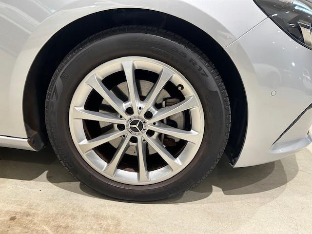 Ｂクラス Ｂ２００ｄ　認定中古車　パノラミックスライディングルーフ　本革シート　　アンビエントライト６４色　メモリー付きパワーシート　自動再発進機能　歩行者／飛び出し検知機能　レーンキープアシスト　ブラインドスポットアシス（8枚目）