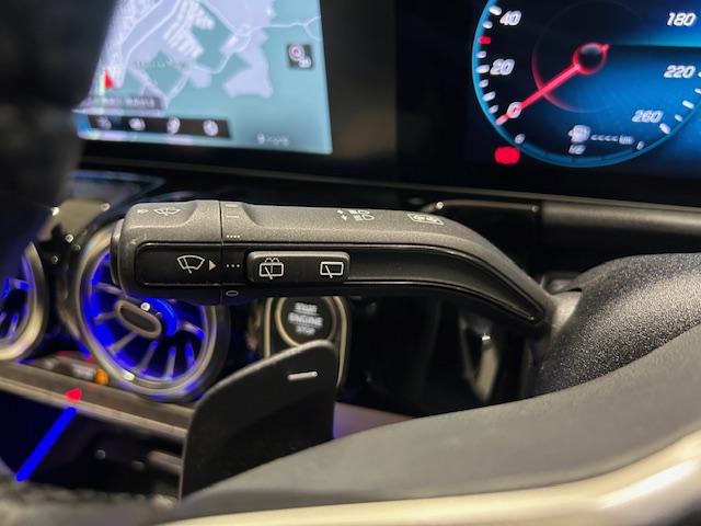 Ｂクラス Ｂ２００ｄ　認定中古車　パノラミックスライディングルーフ　本革シート　　アンビエントライト６４色　メモリー付きパワーシート　自動再発進機能　歩行者／飛び出し検知機能　レーンキープアシスト　ブラインドスポットアシス（24枚目）