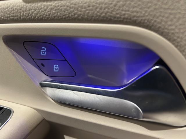 Ｂクラス Ｂ２００ｄ　認定中古車　パノラミックスライディングルーフ　本革シート　　アンビエントライト６４色　メモリー付きパワーシート　自動再発進機能　歩行者／飛び出し検知機能　レーンキープアシスト　ブラインドスポットアシス（26枚目）