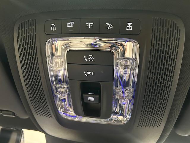 Ｂクラス Ｂ２００ｄ　認定中古車　パノラミックスライディングルーフ　本革シート　　アンビエントライト６４色　メモリー付きパワーシート　自動再発進機能　歩行者／飛び出し検知機能　レーンキープアシスト　ブラインドスポットアシス（36枚目）