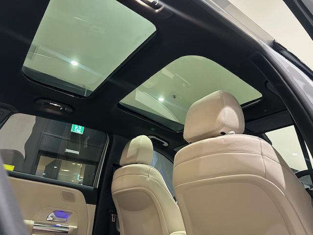 Ｂクラス Ｂ２００ｄ　認定中古車　パノラミックスライディングルーフ　本革シート　　アンビエントライト６４色　メモリー付きパワーシート　自動再発進機能　歩行者／飛び出し検知機能　レーンキープアシスト　ブラインドスポットアシス（40枚目）