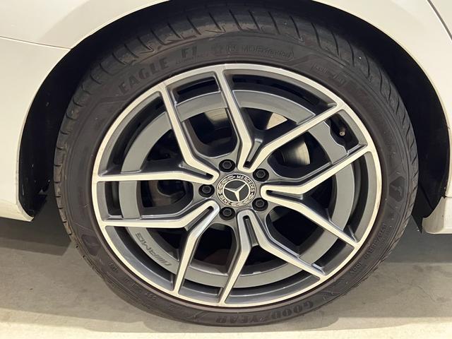 Eクラスステーションワゴン E220d ステーションワゴン スポーツ AMGライン/シートヒーター/パノラミックスライディングルーフ/エクスクルーシブパッケージ/エアバランスパッケージ/ヘッドアップディスプレイ/AMGスポーツステアリング/ナッパレザーシート/メモリー付(38枚目)