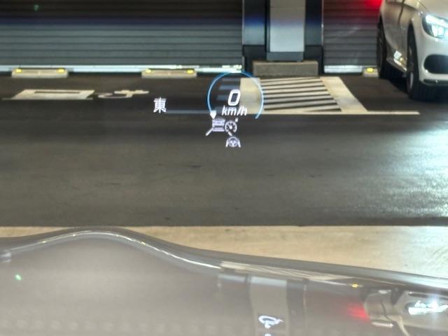 Eクラス E300 スポーツ 認定中古車 360°カメラシステム パノラミックスライディングルーフ ヘッドアップディスプレイ 本革シート Blumesterサラウンド エアバランスパッケージ メモリー付きパワーシート(17枚目)