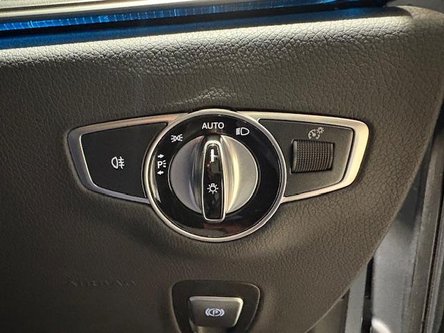 Eクラス E300 スポーツ 認定中古車 360°カメラシステム パノラミックスライディングルーフ ヘッドアップディスプレイ 本革シート Blumesterサラウンド エアバランスパッケージ メモリー付きパワーシート(33枚目)