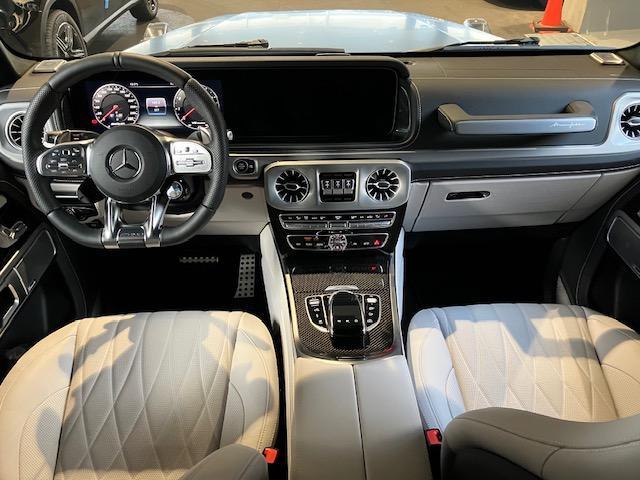 Ｇクラス Ｇ６３　ＡＭＧレザーエクスクルーシブパッケージ　マットブラック２１インチアルミ／ＡＭＧカーボンファイバーインテリアトリム／Ｇｍａｎｕｆａｋｔｕｒインテリアプラスパッケージ／Ｇｍａｎｕｆａｋｔｕｒプログラム＋／ナッパレザーシート／リラクゼーション機能（22枚目）