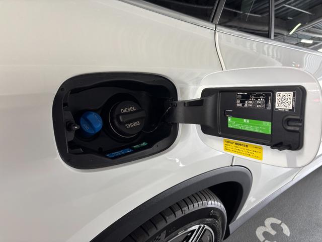 GLC GLC220d 4マチック ドライバーズパッケージ メモリー付パワーシート(運転席・助手席) デジタルライト パノラミックスライディングルーフ ヘッドアップディスプレイ 360°カメラシステム アンビエントライト AMGラインパッケージ ドライバーズP(25枚目)