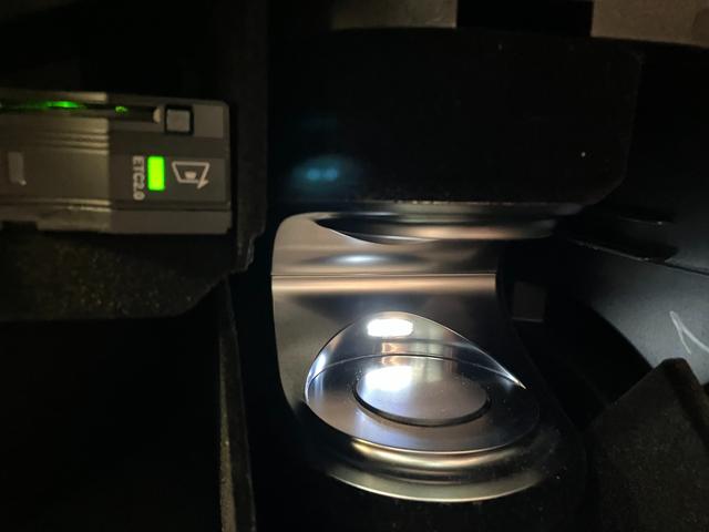 �f�ڒ��̕����ł����Ă������ɔ���ƂȂ��Ă��܂��\�����������܂��B�����X�A���k�𒸂��ꍇ�͎��O�ɂ��₢���킹�𒸂���Ə�����܂��B