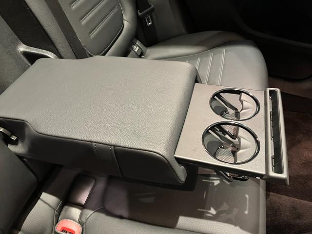 ＧＬＣ ＧＬＣ２２０ｄ　４マチック　ドライバーズパッケージ　ワンオーナー車　弊社ユーザー下取　認定中古車保証２年　ＡＭＧラインパッケージ　ＡＭＧレザーエクスクルーシブパッケージ　ドライバーズパッケージ　パノラミックスライディングルーフ　３６０°カメラシステム（9枚目）
