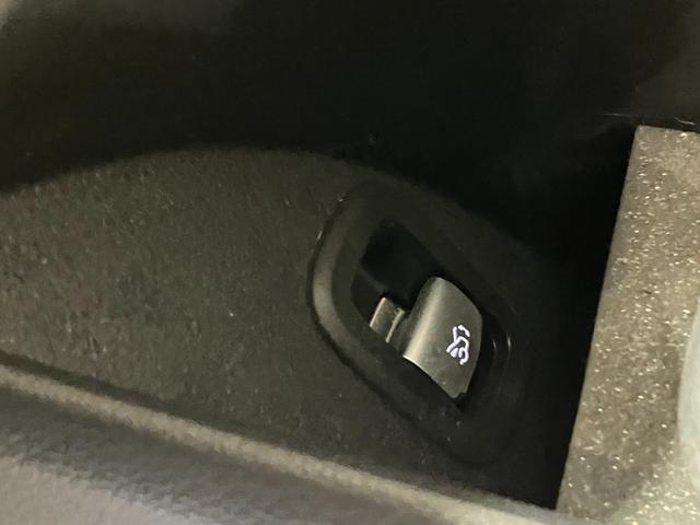 ＧＬＣ ＧＬＣ２２０ｄ　４マチック　ドライバーズパッケージ　ワンオーナー車　弊社ユーザー下取　認定中古車保証２年　ＡＭＧラインパッケージ　ＡＭＧレザーエクスクルーシブパッケージ　ドライバーズパッケージ　パノラミックスライディングルーフ　３６０°カメラシステム（22枚目）