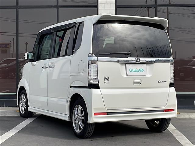 Ｎ－ＢＯＸカスタム Ｇ・Ｌパッケージ　禁煙車　電動ドア　社外ナビ　フルセグＴＶ　ＥＴＣ　Ｂｌｕｅｔｏｏｔｈ　ＨＩＤヘッドライト　フォグランプ　ＥＣＯＮスイッチ　横滑り防止装置　Ｐスタート　スマートキー　純正１４インチＡＷ　純正フロアマット（20枚目）