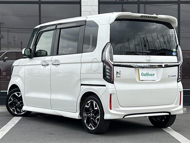 Ｇ・Ｌターボホンダセンシング　禁煙車　両側電動ドア　純正ナビ　Ｂカメラ　ＥＴＣ　衝突軽減　レーンキープ　レーダークルーズコントロール　ハーフレザー　シーケンシャルランプ　ＬＥＤヘッドライト　横滑り防止装置　パドルシフト　純正アルミ(20枚目)