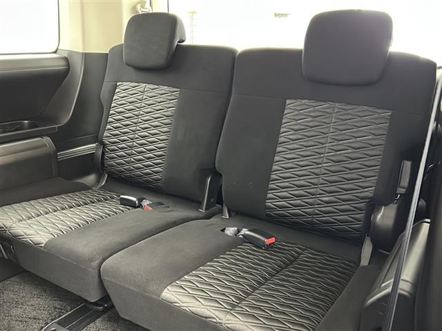 デリカＤ：５ アーバンギア　Ｇ　パワーパッケージ　禁煙車　ｅ－ａｓｓｉｔ　ＢＳＭ　全周囲　純正１０型ナビ　フルセグ　両側電動ドア　電動リアゲート　ＬＥＤヘッドライト　パワーシート　シートヒーター　ビルトインＥＴＣ　純正１８ｉｎＡＷ　純正フロアマット（34枚目）