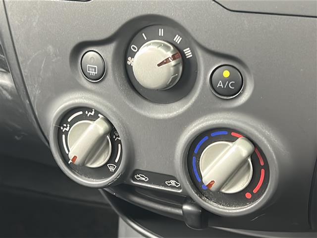 ノート Ｘ　禁煙車／衝突軽減／車線逸脱支援／アラウンドビューモニター／デジタルミラー／純正７インチナビ／フルセグＴＶ／プッシュスタート／スマートキー／ＬＥＤヘッドライト／フロアマット／ドアバイザー／電格ミラー（8枚目）