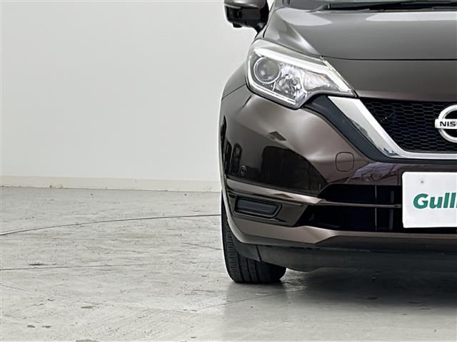 ノート Ｘ　禁煙車／衝突軽減／車線逸脱支援／アラウンドビューモニター／デジタルミラー／純正７インチナビ／フルセグＴＶ／プッシュスタート／スマートキー／ＬＥＤヘッドライト／フロアマット／ドアバイザー／電格ミラー（40枚目）