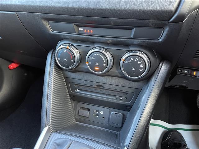 MAZDA2 15S スマートエディション 禁煙車/全周囲モニター/衝突軽減ブレーキ/BSM/レーンキープアシスト/純正ナビ/EフルセグTV/ETC/前後コーナーセンサー//LEDヘッドライト/横滑り防止装置/Pスタート/スマートキー(8枚目)