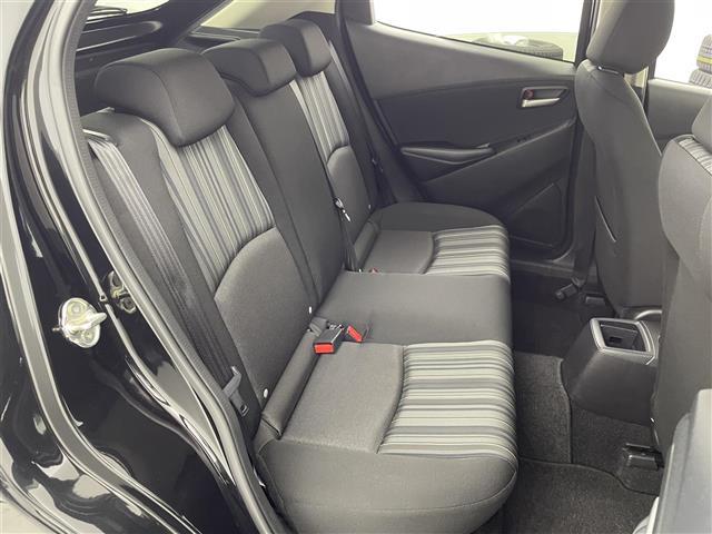 MAZDA2 15S スマートエディション 禁煙車/全周囲モニター/衝突軽減ブレーキ/BSM/レーンキープアシスト/純正ナビ/EフルセグTV/ETC/前後コーナーセンサー//LEDヘッドライト/横滑り防止装置/Pスタート/スマートキー(14枚目)