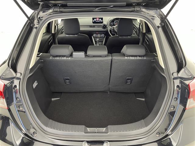 MAZDA2 15S スマートエディション 禁煙車/全周囲モニター/衝突軽減ブレーキ/BSM/レーンキープアシスト/純正ナビ/EフルセグTV/ETC/前後コーナーセンサー//LEDヘッドライト/横滑り防止装置/Pスタート/スマートキー(15枚目)