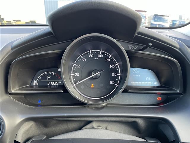 MAZDA2 15S スマートエディション 禁煙車/全周囲モニター/衝突軽減ブレーキ/BSM/レーンキープアシスト/純正ナビ/EフルセグTV/ETC/前後コーナーセンサー//LEDヘッドライト/横滑り防止装置/Pスタート/スマートキー(28枚目)