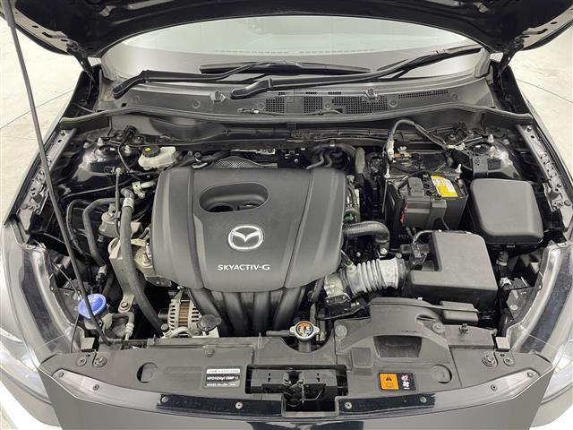MAZDA2 15S スマートエディション 禁煙車/全周囲モニター/衝突軽減ブレーキ/BSM/レーンキープアシスト/純正ナビ/EフルセグTV/ETC/前後コーナーセンサー//LEDヘッドライト/横滑り防止装置/Pスタート/スマートキー(42枚目)