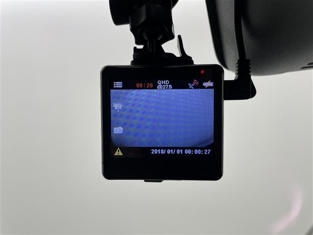 ムーヴキャンバス Ｘリミテッドメイクアップ　ＳＡＩＩ　ＳＡＩＩ／社外７型ナビ／バックカメラ／両側電動ドア／ＥＴＣ／ドラレコ／プッシュスタート／スマートキー×２／横滑り防止機能／アイドリングストップ／オートライト／ＬＥＤフォグ／純フロアマッド／純ドアバイザ（6枚目）