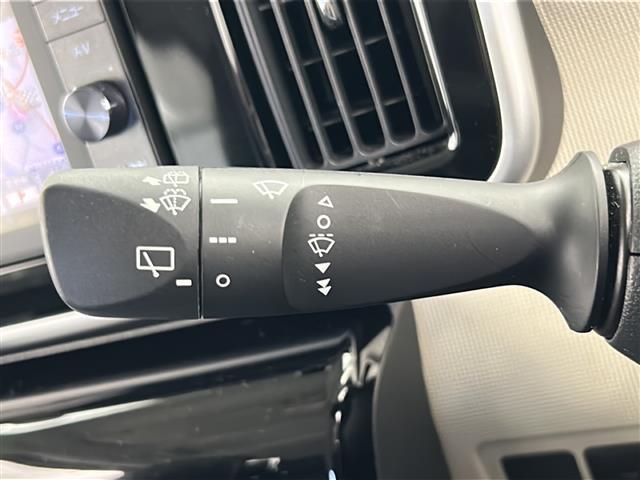 ムーヴキャンバス Ｇメイクアップ　ＳＡＩＩ　禁煙車／衝突軽減／車線維持／両側電動ドア／運転席シートヒーター／純正７型ナビ／バックカメラ／フルセグテレビ／ＥＴＣ／前後ドラレコ／スペアキー／純正フロアマット／ＬＥＤヘッドランプ／ＬＥＤフォグランプ（23枚目）