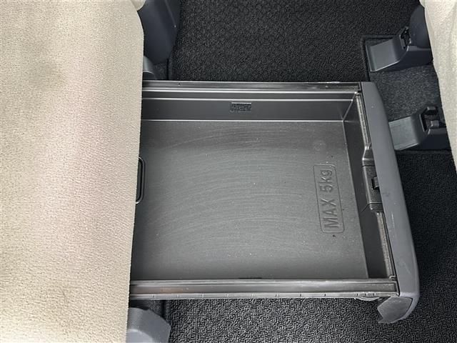 ムーヴキャンバス Ｇメイクアップリミテッド　ＳＡＩＩＩ　禁煙車／衝突軽減／車線逸脱警報／全周囲カメラ／社外７型ナビ／フルセグテレビ／両側電動ドア／Ｄ席シートヒーター／ＥＴＣ／ＬＥＤヘッドライト／ＬＥＤフォグランプ／社外フロアマット／横滑り防止／Ａストップ（31枚目）