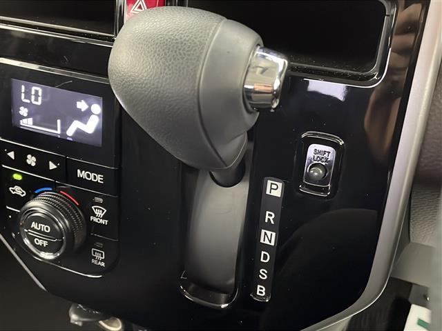 タンク Ｇ　コージーエディション　禁煙車／スマートアシスト／両側電動ドア／コーナーセンサー／純正ＳＤナビ／フルセグＴＶ／バックカメラ／クルーズコントロール／シートヒーター／ＥＴＣ／スマキー×２／ロールサンシェード／シートバックテーブル（11枚目）